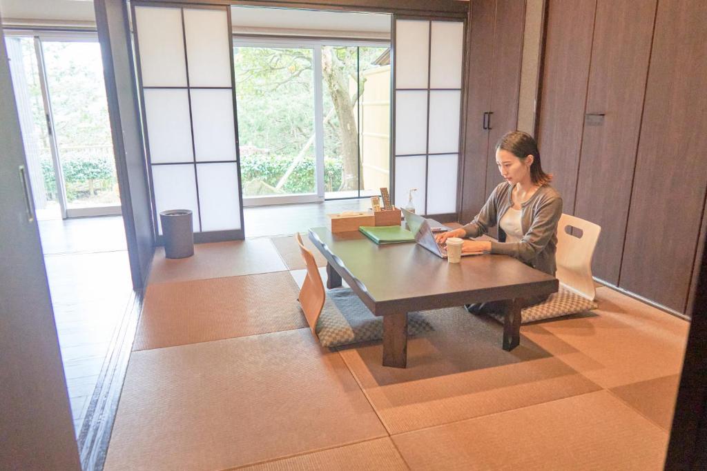 熱海溫泉露台酒店 (ATAMI SPRING TERRACE HOTEL)