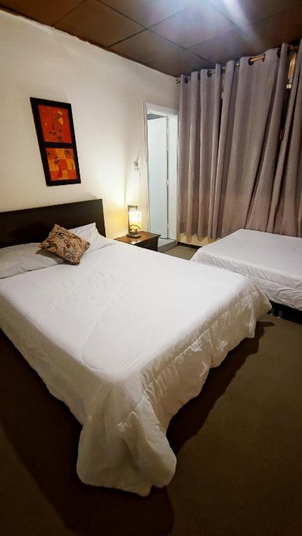 Habitación Familiar Corferias - 4