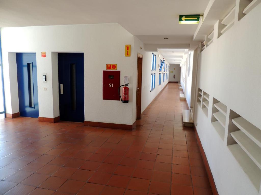 Almar Hotel Apartamento — Hotel building in Albufeira, Faro