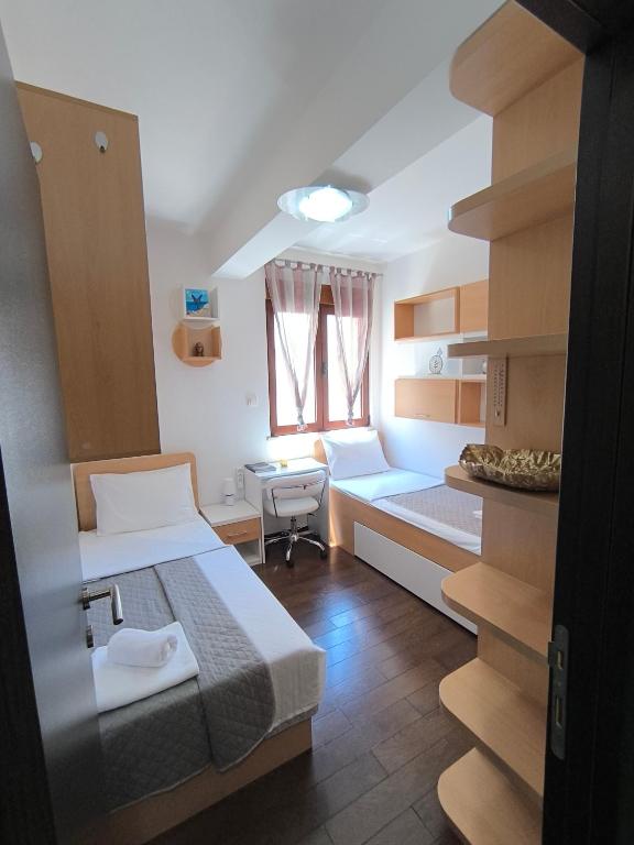 Four season seaview - lovely 2 bedroom apartment - 4