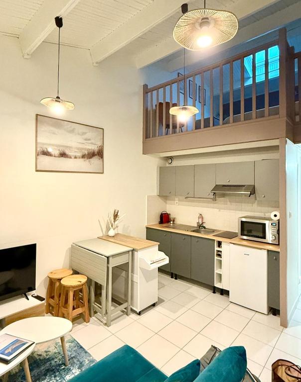 Appartement studio avec mezzanine - 4