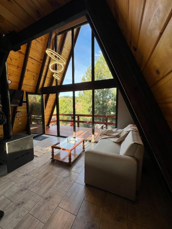 Aire Escondido, Villa Berna