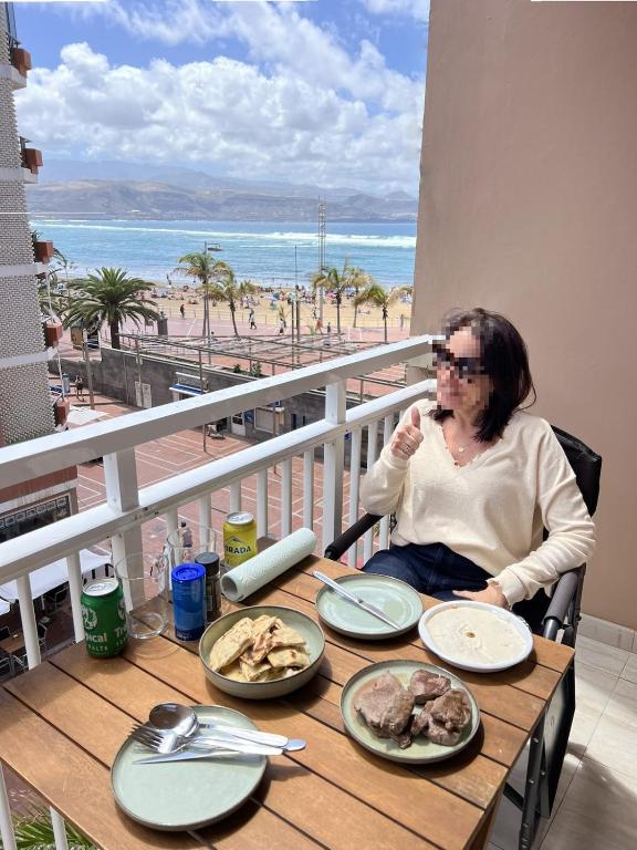 Apartamento con vistas al mar T - 3