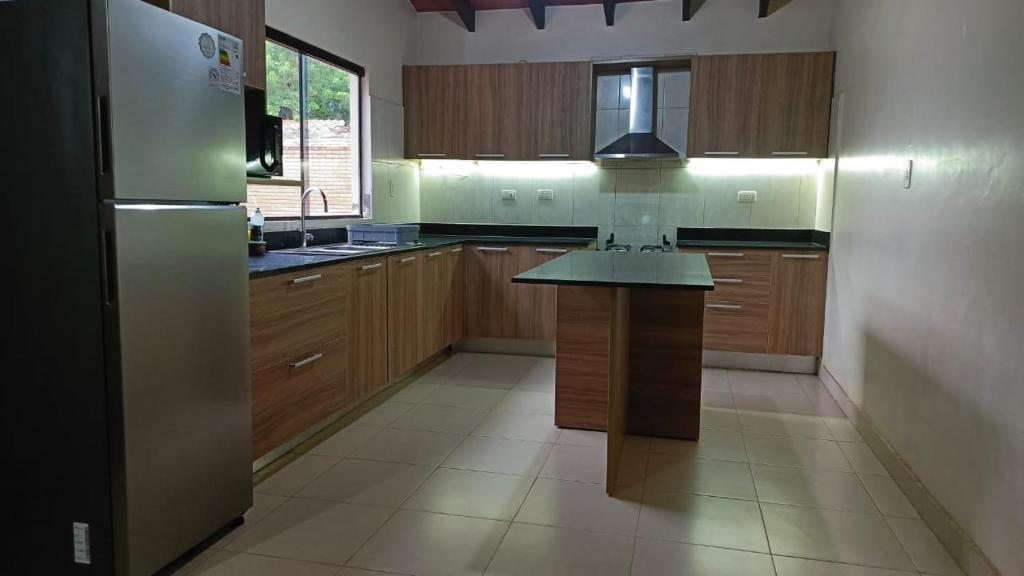 Lovely Home Near the Airport and Business District - 5