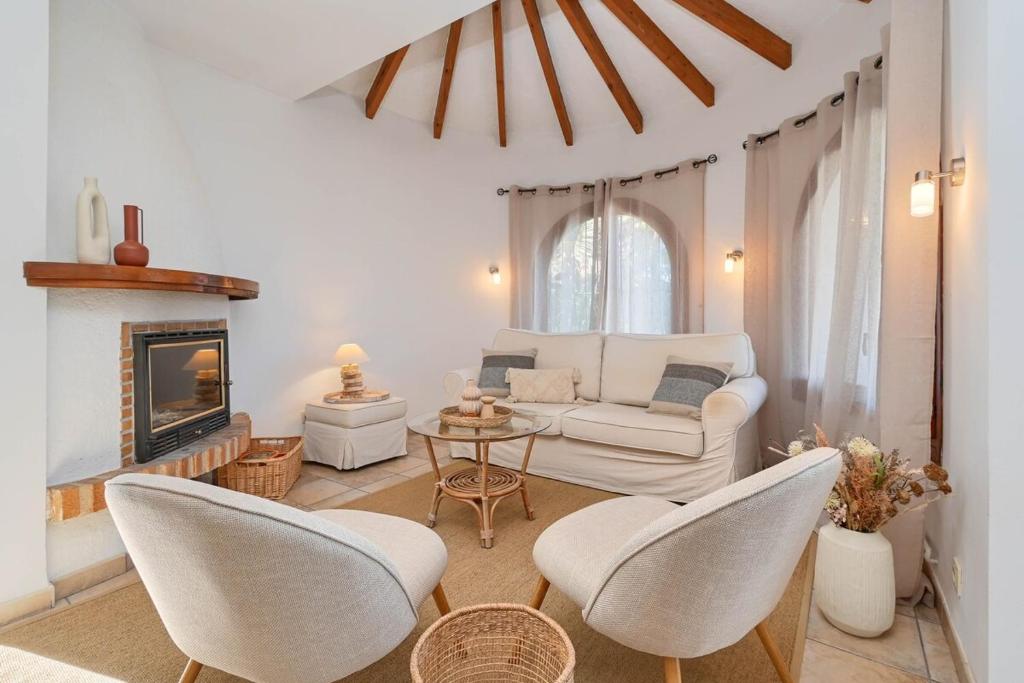 Casa LaVina with heated pool - 5