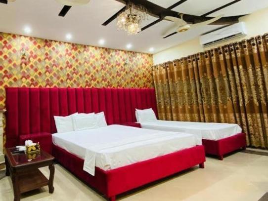 Couple Friendly Guest House, Karáčí