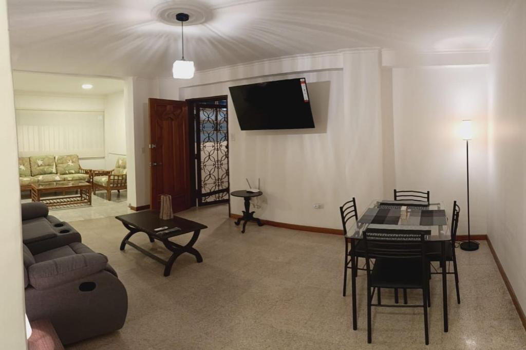 Renovated apartment in the best downtown area - 5