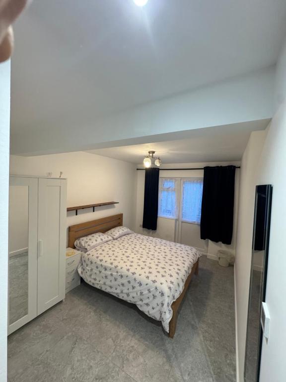 Bota Property O, Kidlington