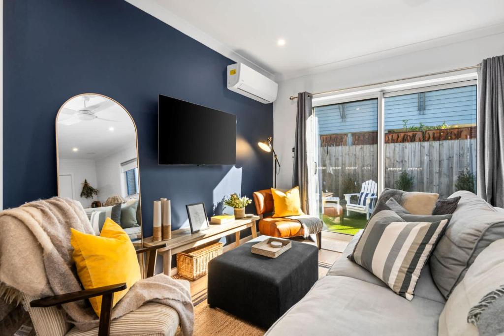 'Allora Torquay', Torquay