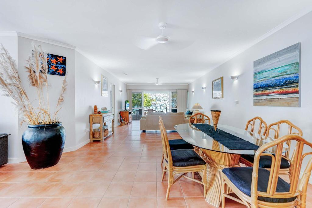 Ulysses 1 - 1 Bedroom Spacious Ocean Views, Mission Beach