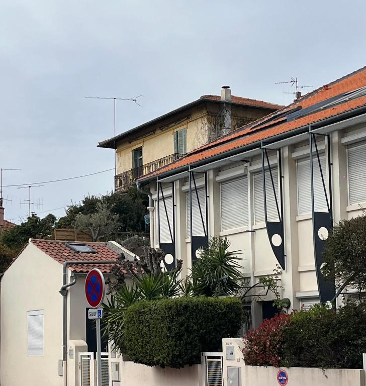 La petite MAISON BLANCHE CANNES - 3