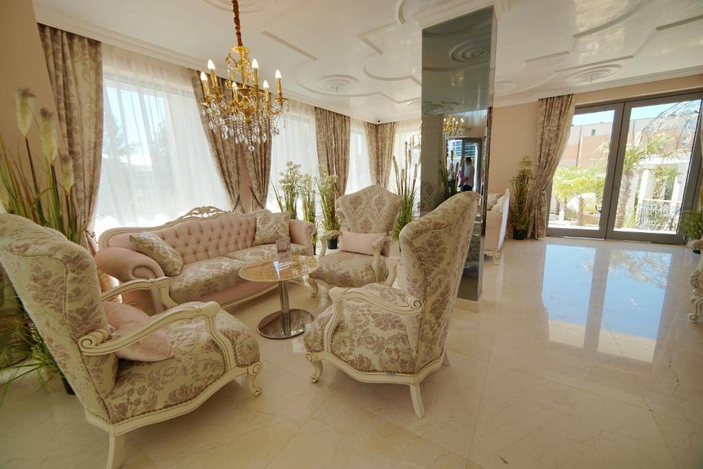 Harmony Suites Saint Vlas photo
