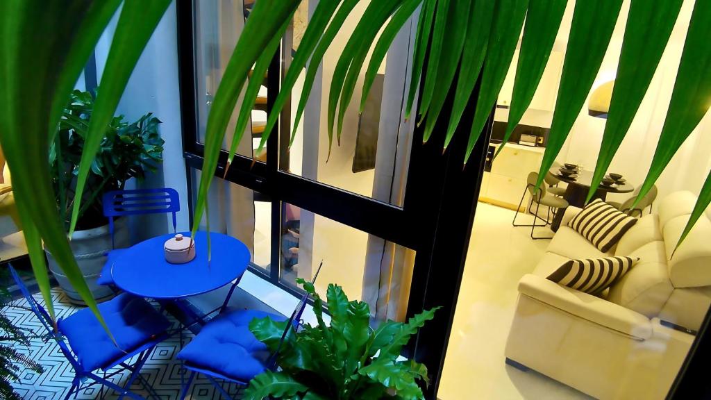 Beautiful Duplex Private Patio Alicante Center - 3