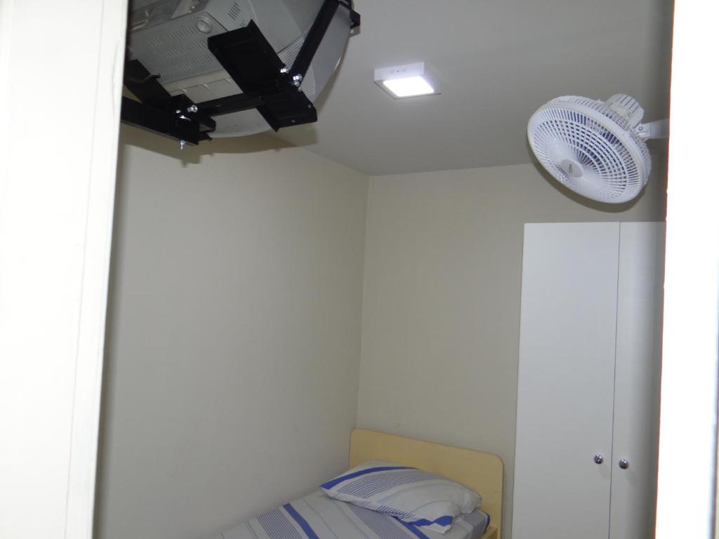 Single Room with Shared Bathroom