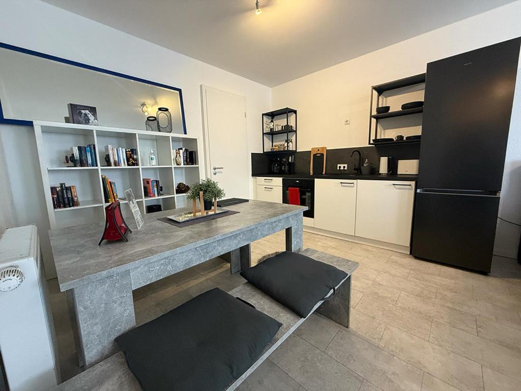 W2 Kontaktloser 24h CHECK IN, kostenloses W-Lan, Küche, Parkplatz, Bückeburg