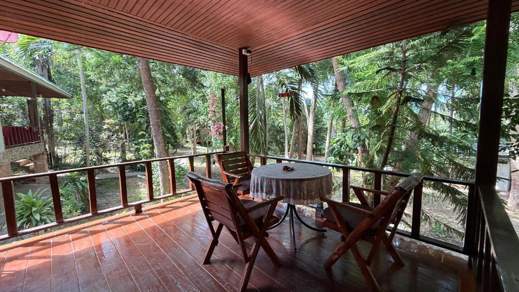 Zen Forest, Ko Pha Ngan