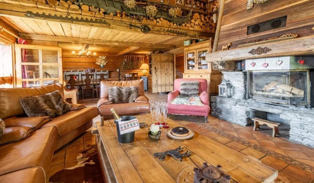 Chalet spacieux à Saint-Nicolas-la-Chapelle avec cheminée - 3