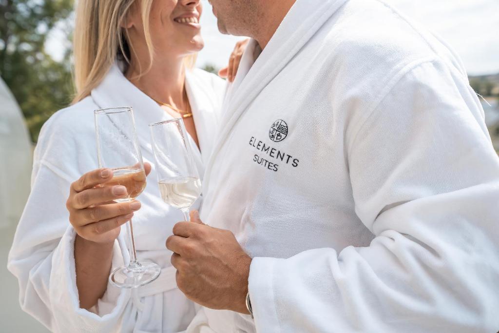 Elements Suites, Middlezoy