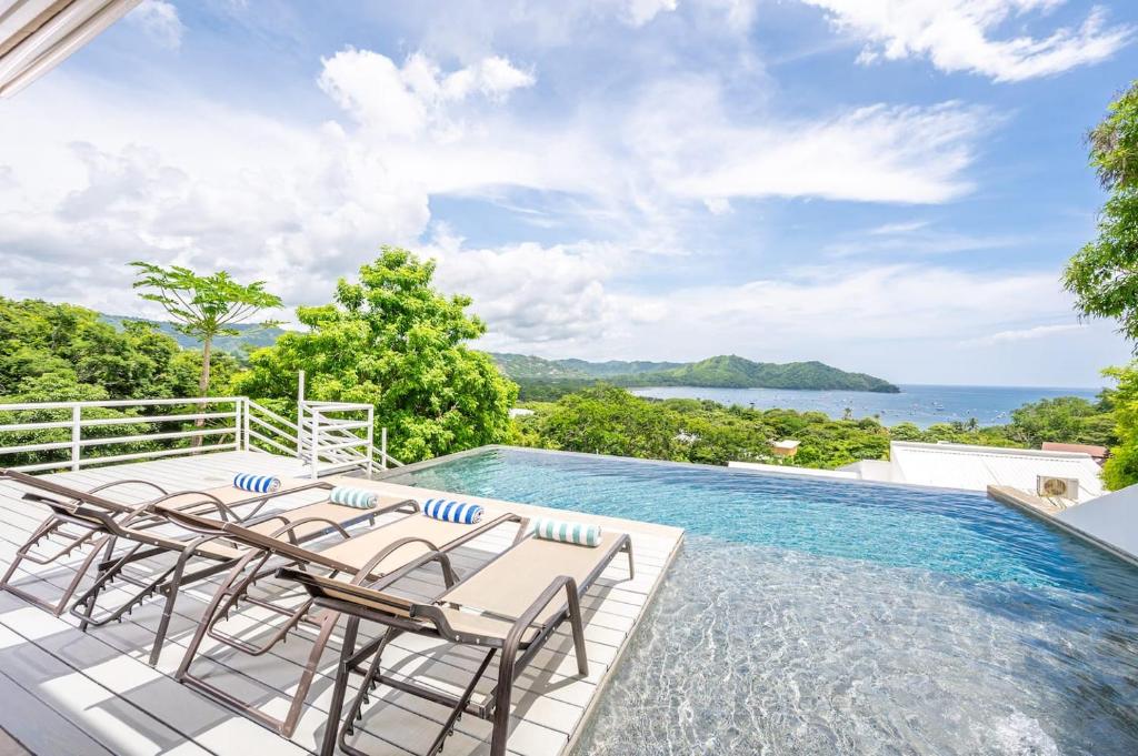 Villa Vista Bahiainfinity Poolbay & Ocean View, Coco