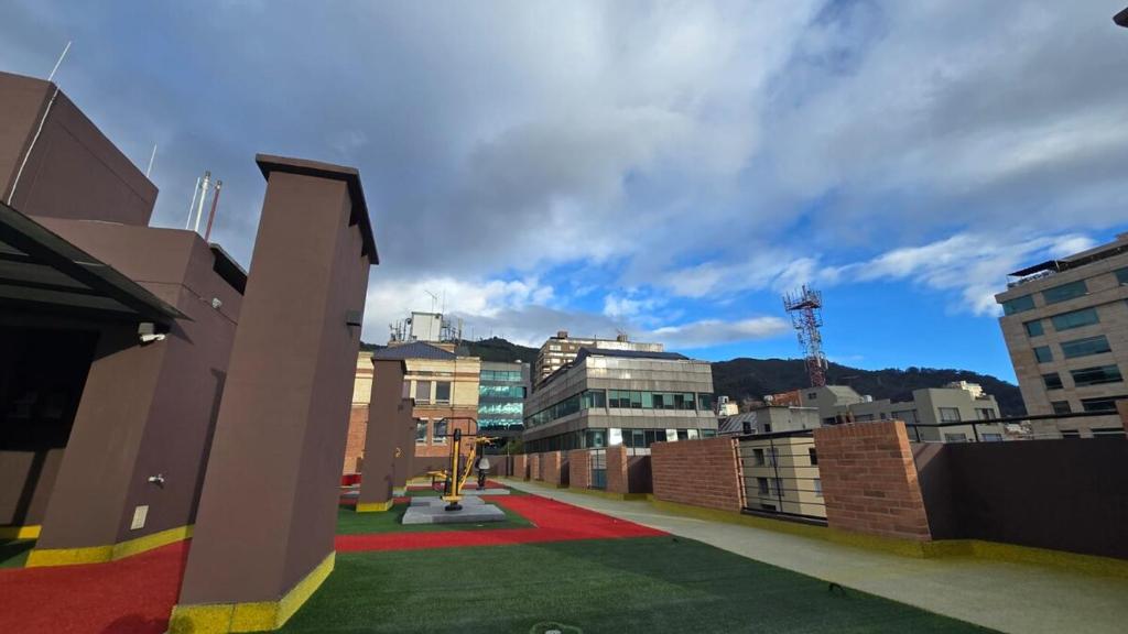 Cozy Getaway Loft Close to Parque 93 - 3