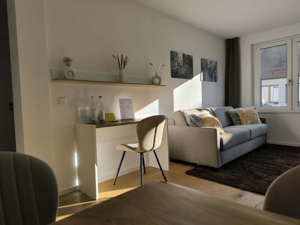 GoldenKey-Suites - Luxury Suite 'Augsburger Dom' - New spacious Apartment in the Heart of Augsburg - At Town Hall Square - 1