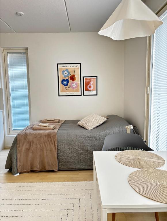 Amazing, fresh apartment close to nature and Jorvi Hospital! Free parking!, Espoo