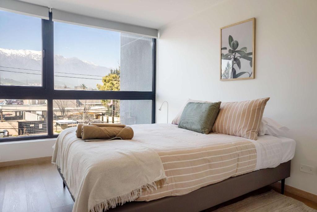 Full Stylish 2BR Oasis for 5 in Lively Las Condes - 3