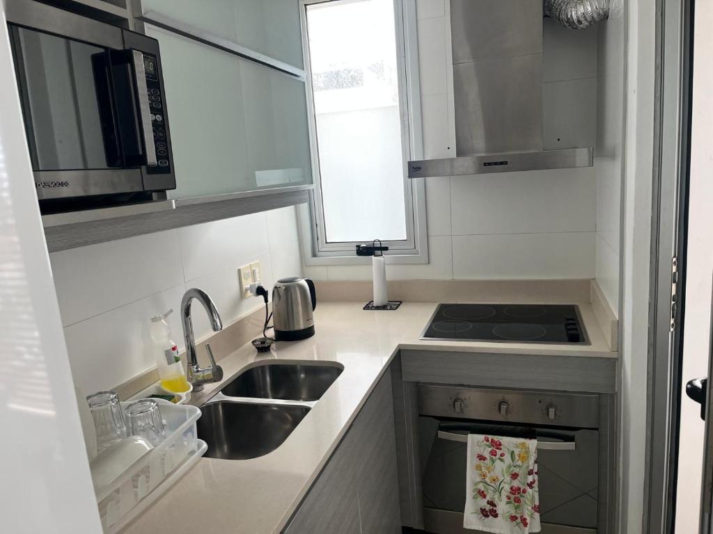 Puerto area, close to everything! - 5