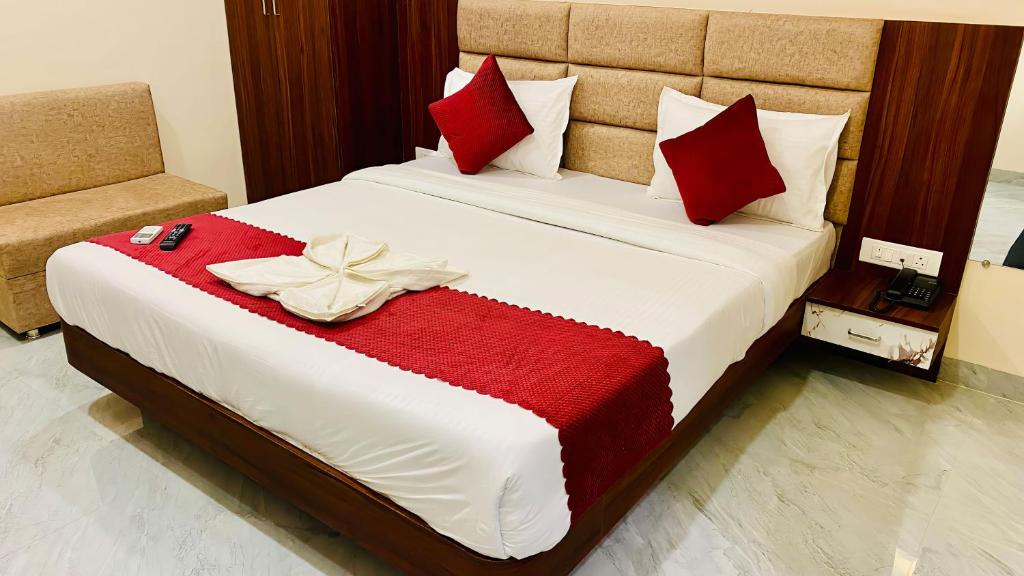 Hotel Anand Palace & Restaurant, Indaur