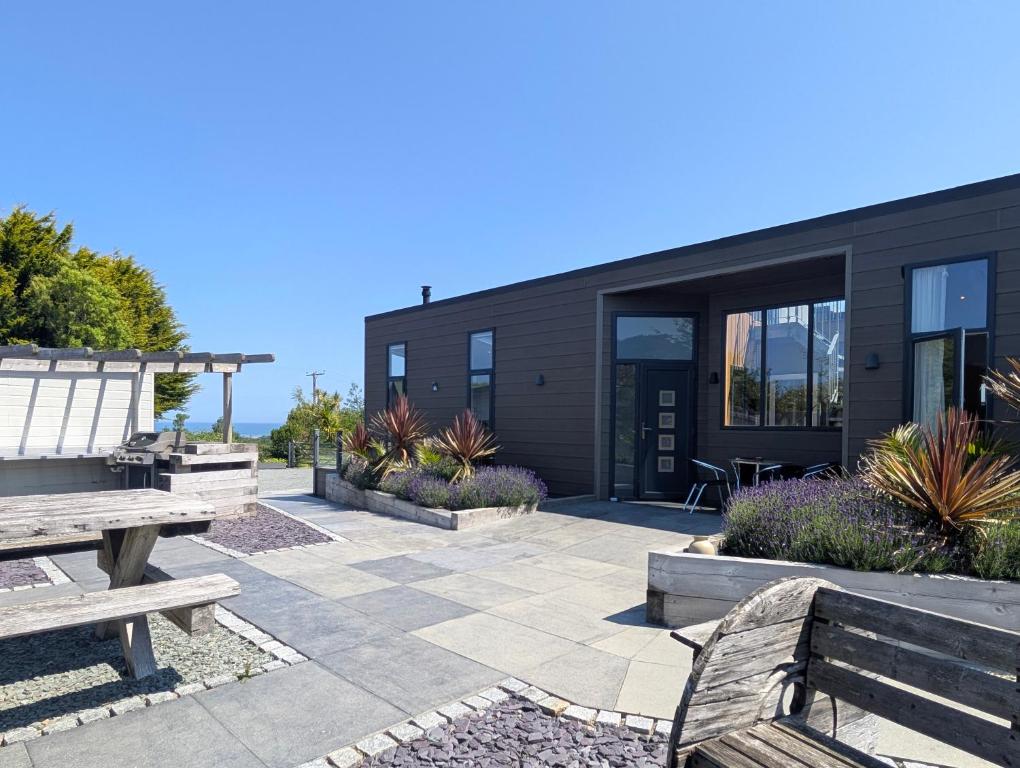 Sea View, Penrhos-Lligwy