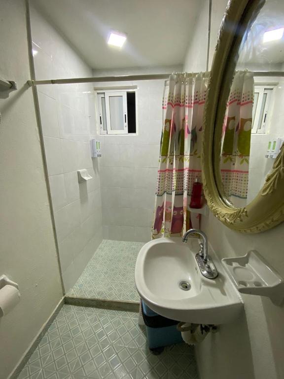 Charming apartment near Los Dinamos and Six Flags - 5
