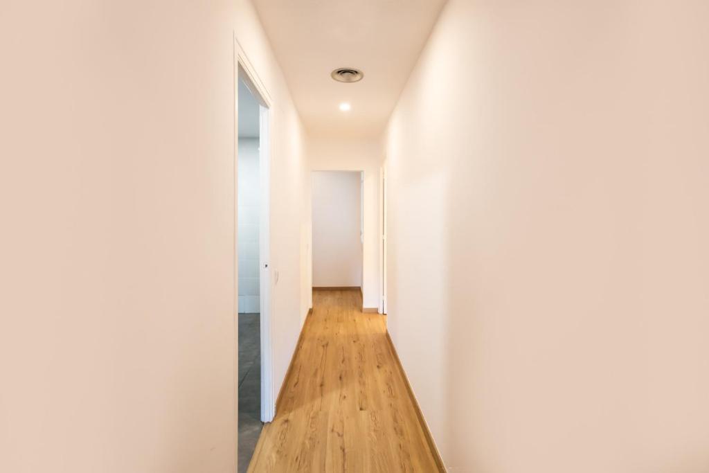 44PAA1129 - 3 Bedrooms in Gracia - 2