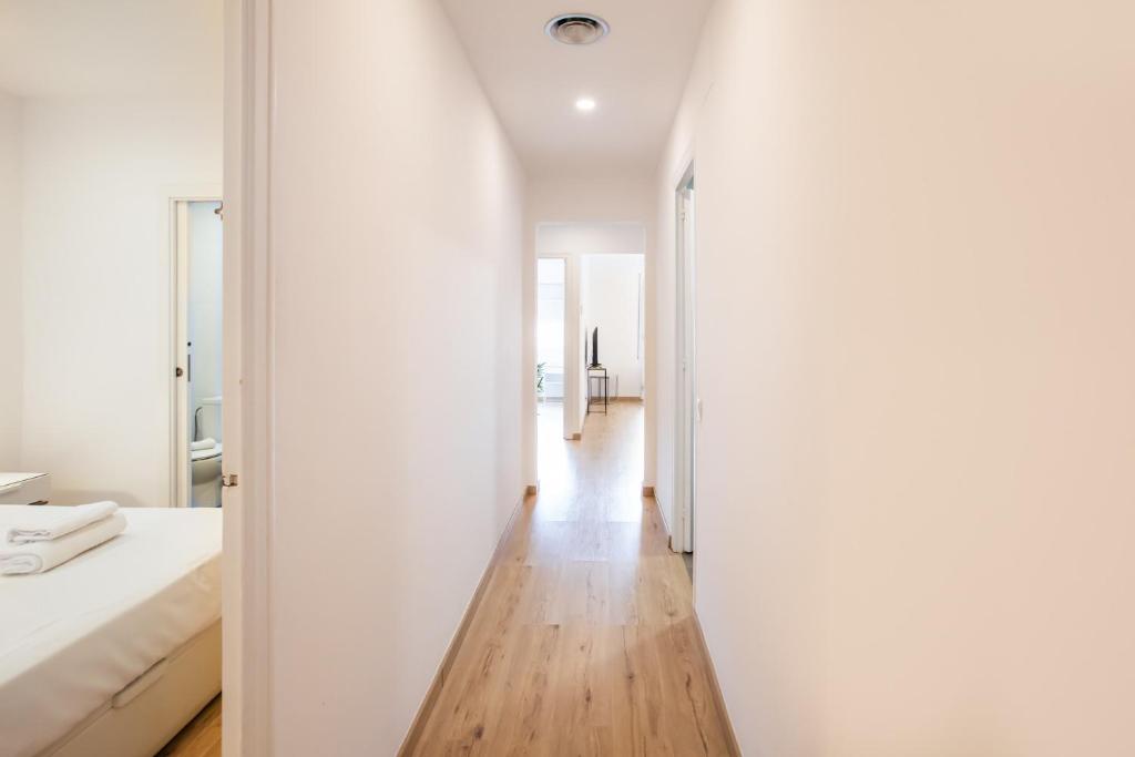 44PAA1129 - 3 Bedrooms in Gracia - 3