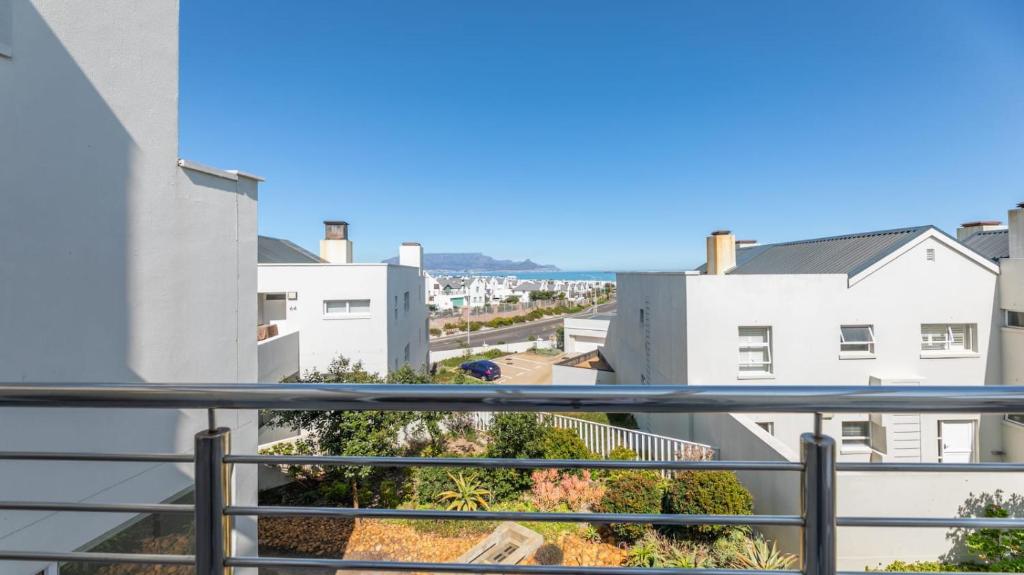 Big Bay Gem, Cape Town