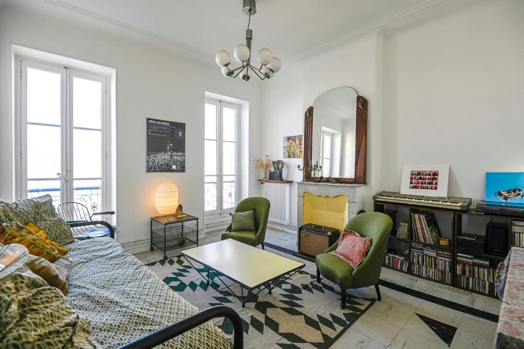1-bedroom apartment near downtown - 2