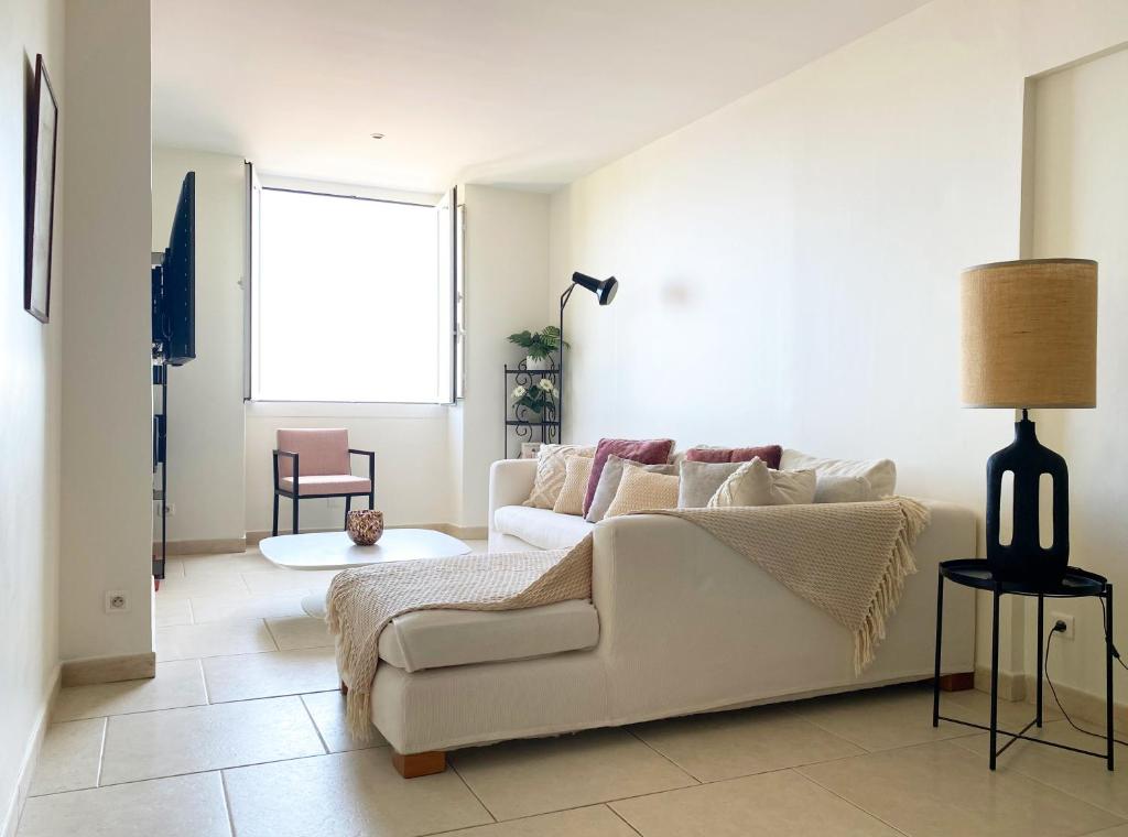 Elegant apartment - sublime view of Monaco - 2