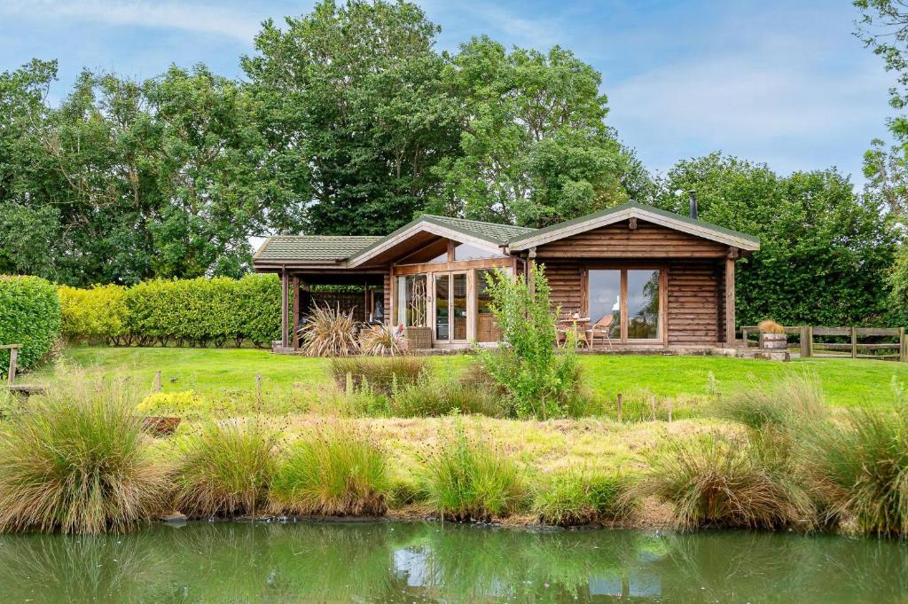 Lillie, Constable Burton