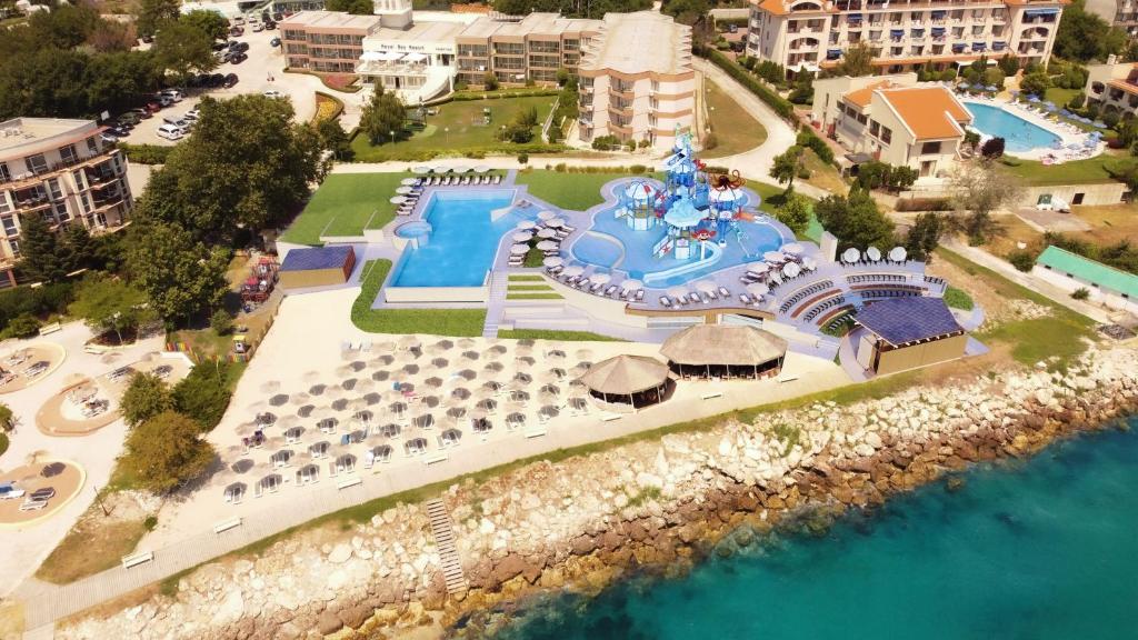 Royal Bay Resort & Aqua Park - All Inclusive and Free beach accsess - zdjęcie 3