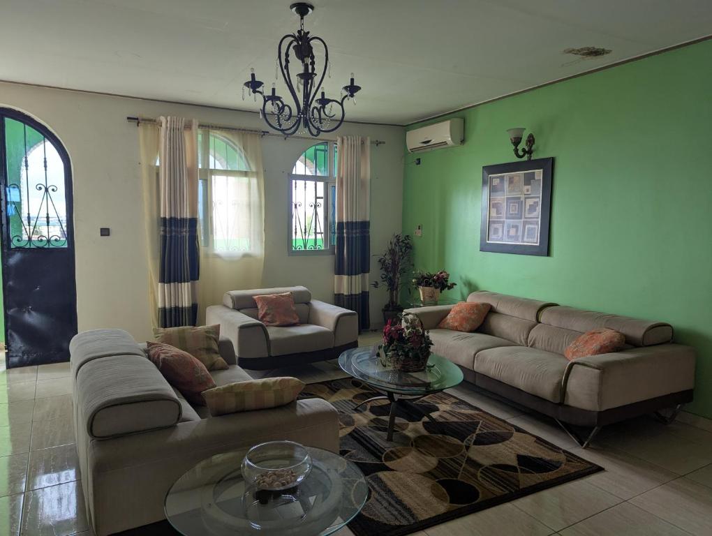 Oasis Songti, Bonabéri