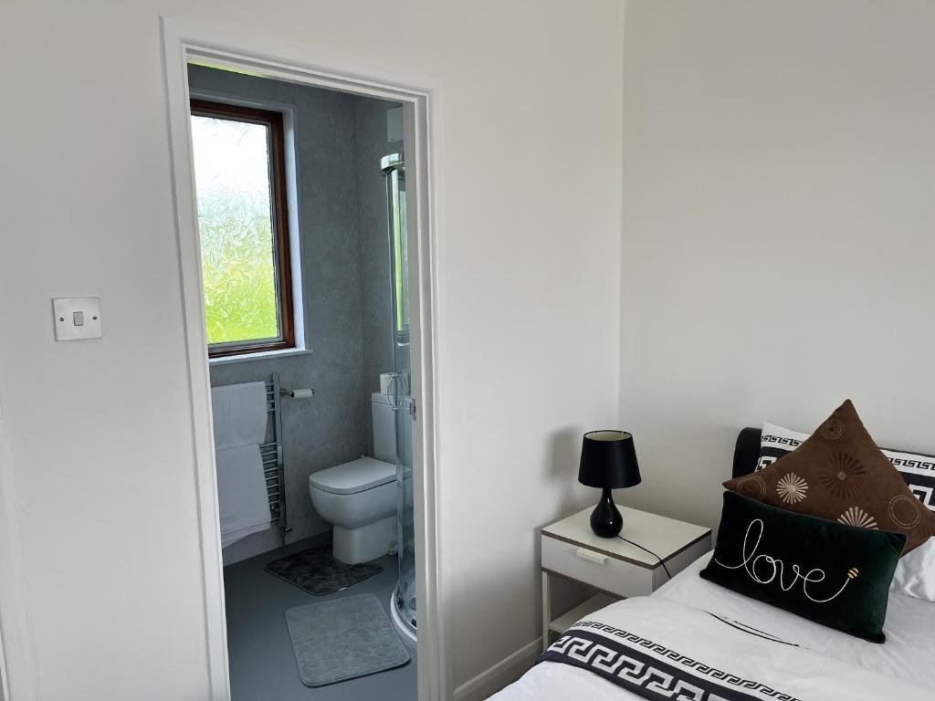 Love and Peace, Petts Wood, Orpington