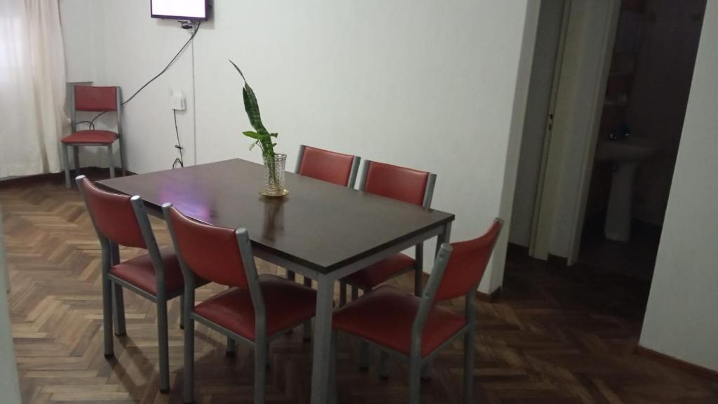 Apart La Justina 1, Zona Hospitales, HPR, Español Italiano, La Fluvial Club Provincial, Cochera opcional - 5