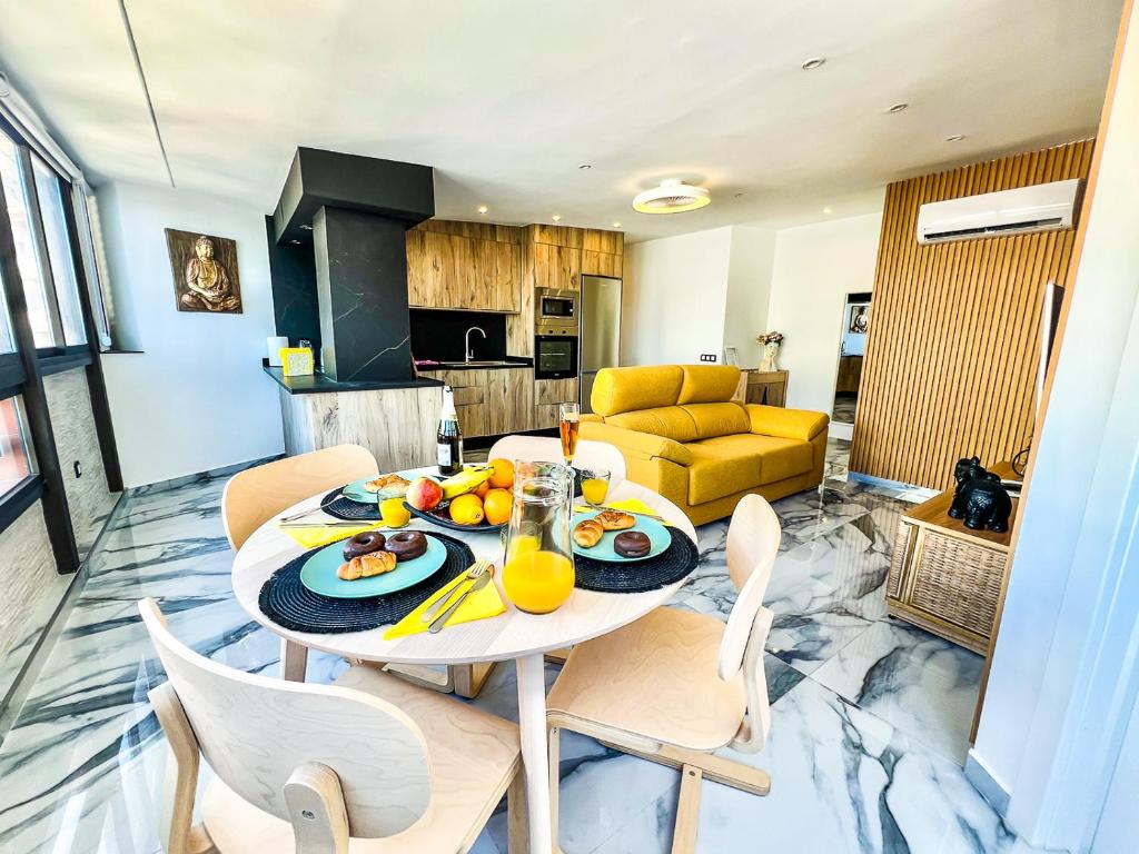 Brisamar Beach Penthouse - 3