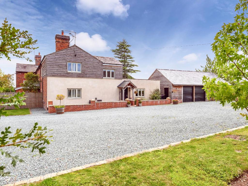 Yocking Gate Mews, Whitchurch