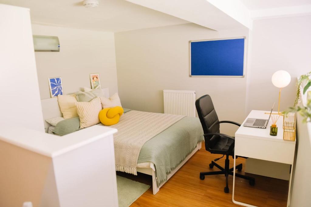 For Students Only - Library Lofts in Exeter, Exeter