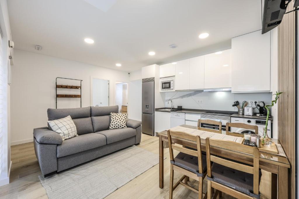 Experience Madrid Like a Local, New Accommodation, Мадрид