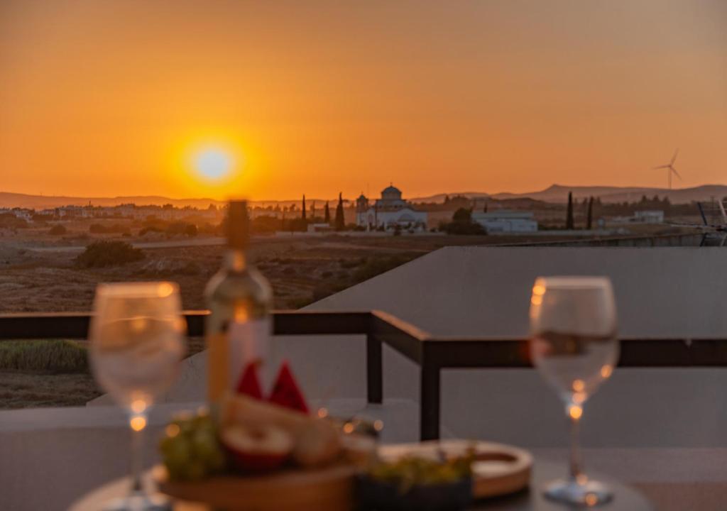 TelMar duplex, Livadhia