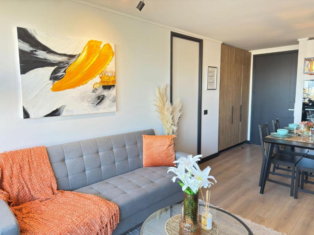 HOM I Metro I Cowork I Parking I Barrio Italia - 3