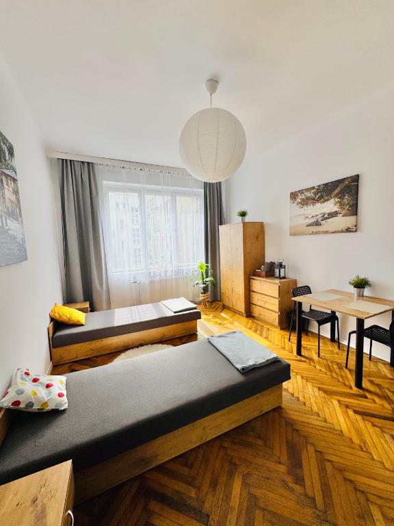 Symphonia self check in 24h, Katovice