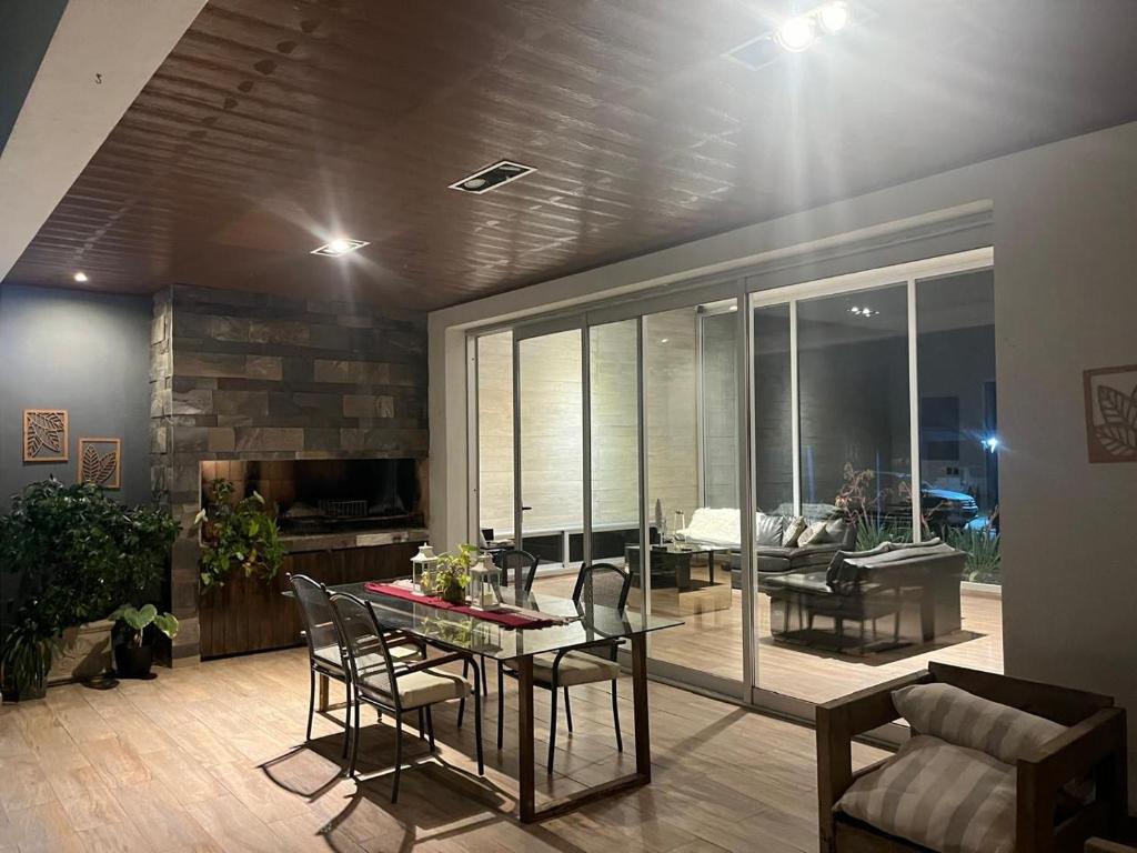 Casa en cañuelas country - 4