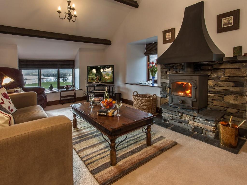 5 Bed in Coniston LCC28, Coniston